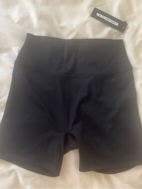 Nova sport bike shorts